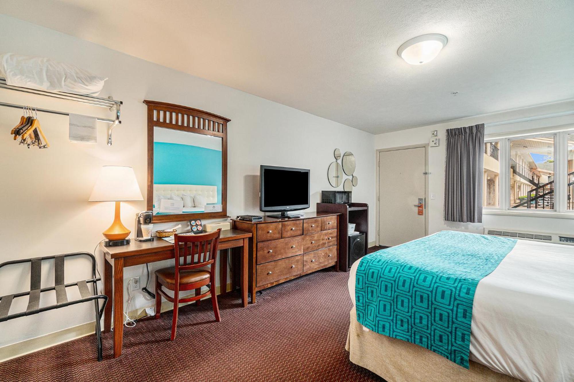 Howard Johnson By Wyndham Traverse City Eksteriør bilde