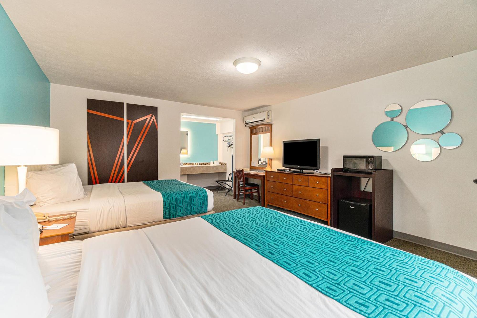 Howard Johnson By Wyndham Traverse City Eksteriør bilde